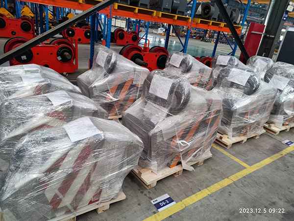 Crawler Crane Hook Block03